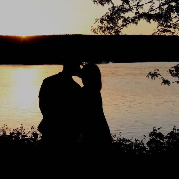 Meet your Posher, Cameron-mariah - Picture 1 of 1